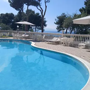 Nunziatella Badia Trappeto (Sicily)